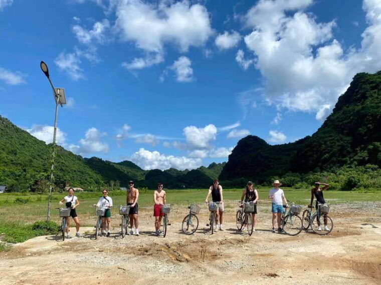 cat-ba-island-lan-ha-bay-day-trip-kayaking-swimmingbiking
