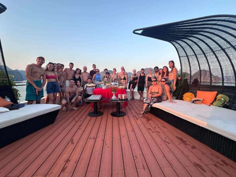 cat-ba-island-lan-ha-bay-full-day-with-luxury-cruise