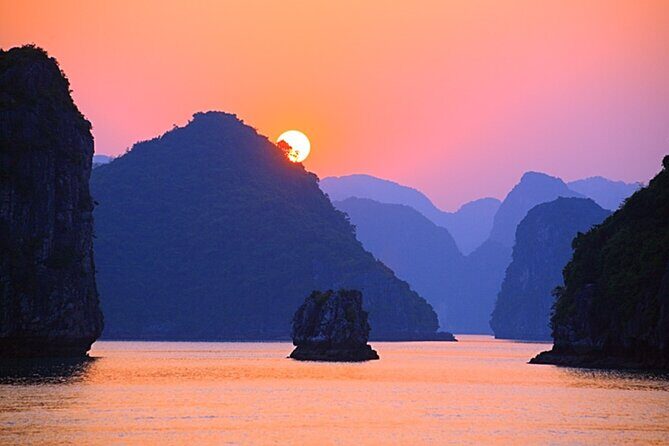Cat Ba Island - Lan Ha Bay Sunset Tour with Kayaking and Swimming - Key Points