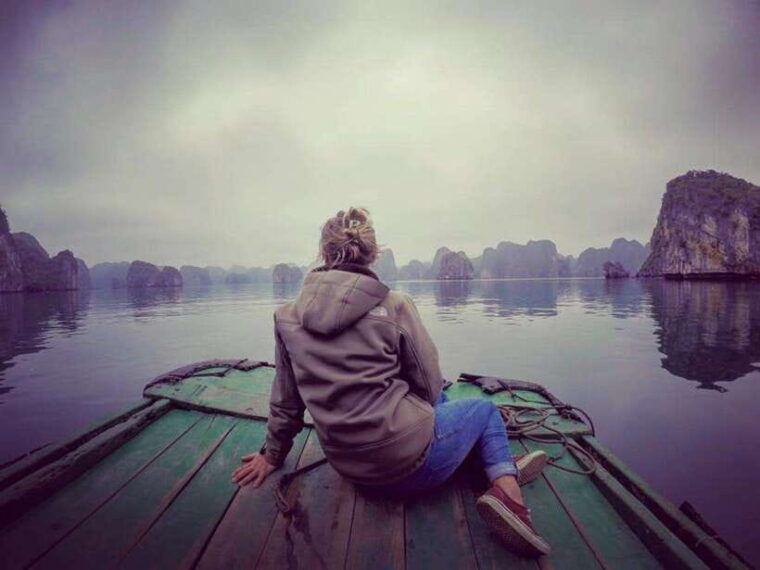 cat-ba-lan-ha-bay-and-viet-hai-village-day-trip