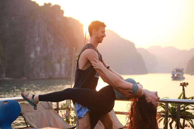 cat-ba-sunset-and-night-kayak-with-bioluminescent-plankton