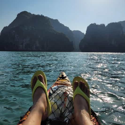 cat-ba_kayaking-exploring-lan-ha-bay-and-ba-trai-dao