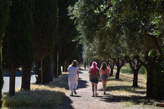 catacombeappia-antica-in-fiat500-with-a-local-ticket-included
