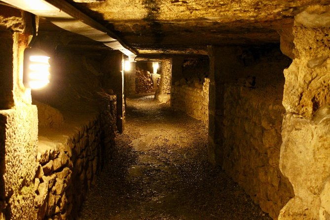catacombs-and-hidden-underground-rome-small-group-max-6-people
