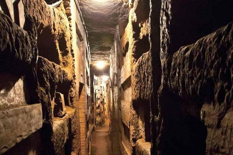 catacombs-in-rome-with-private-transfer-4