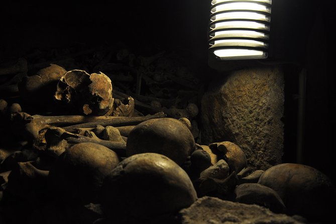 catacombs-of-rome-small-group-tour