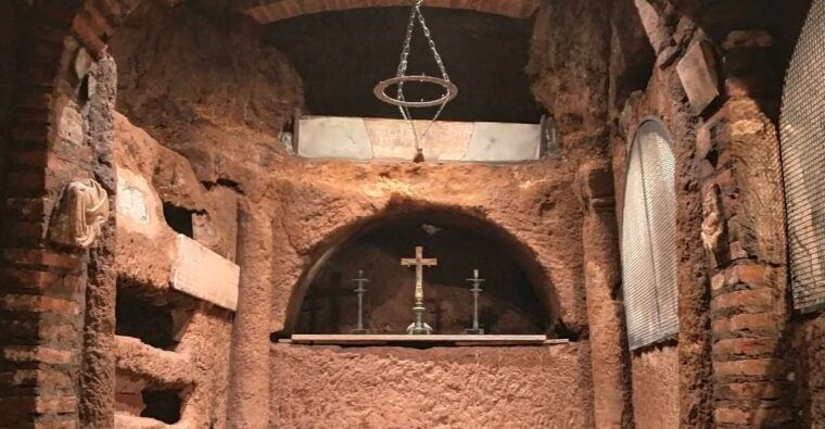 catacombs-of-saint-agnes-entry-ticket-guided-tour