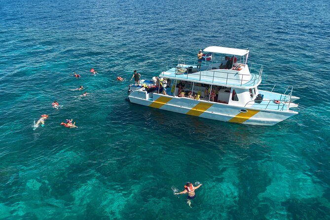 catalina-island-diving-experience-from-punta-cana