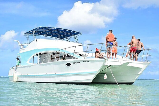 catamaran-boat-party-experience-in-punta-cana