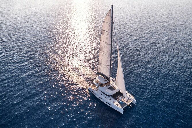 catamaran-cruise-to-dia-island-with-meal-and-water-activities