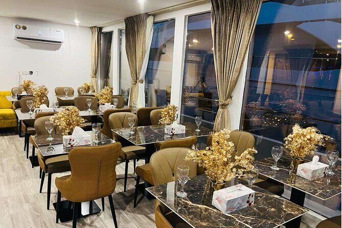 Catamaran Cruise with Dinner at Al Jaddaf Dubai - Group Size and Practical Considerations