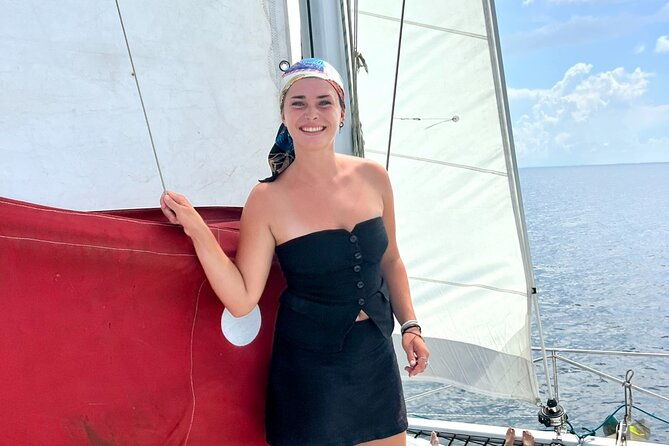 catamaran-day-cruise-caribbean-beaches-with-snorkelling-and-lunch