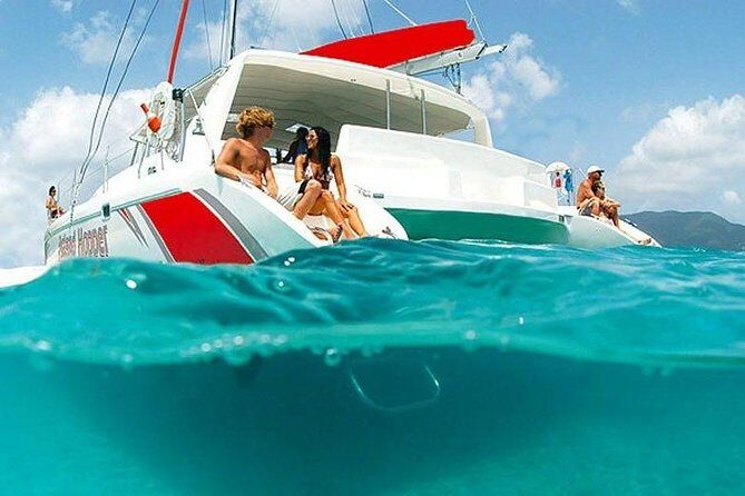 Catamaran Experience to Ile aux cerf: incl: Parasailing, Lunch, GRSE & Transfer - FAQs