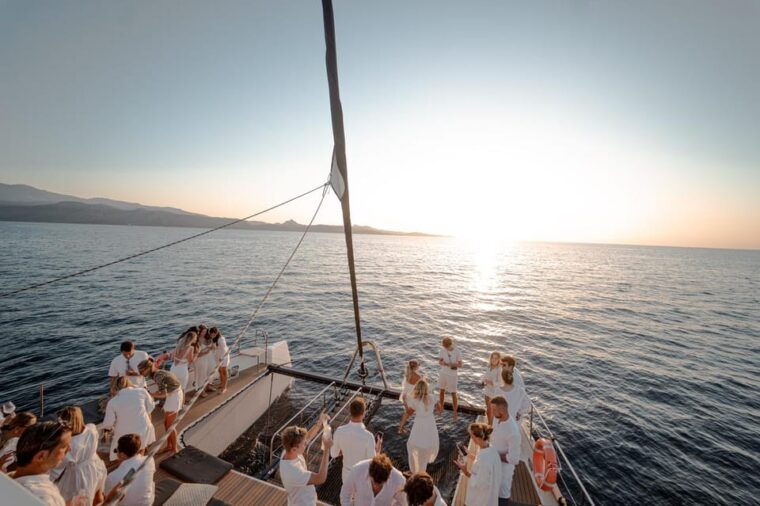 catamaran-half-day-excursion