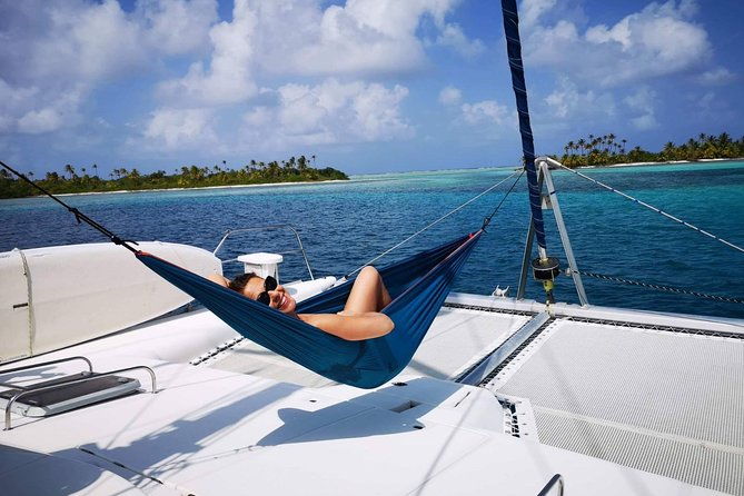catamaran-in-san-blas-islands
