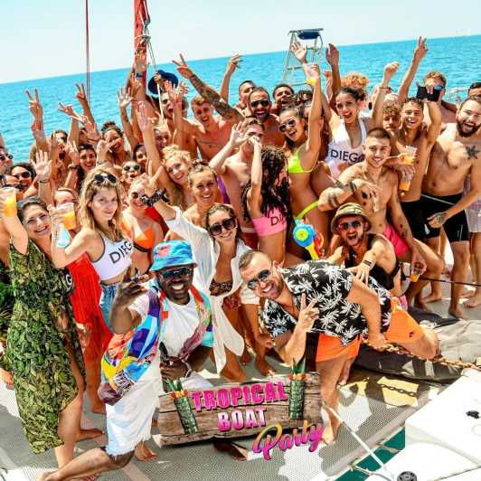 catamaran-lucile-famous-boat-cata-party