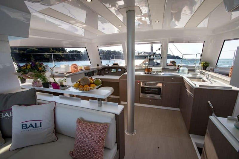 Catamaran lunch and swim in Palermo - Who Will Love This Tour?