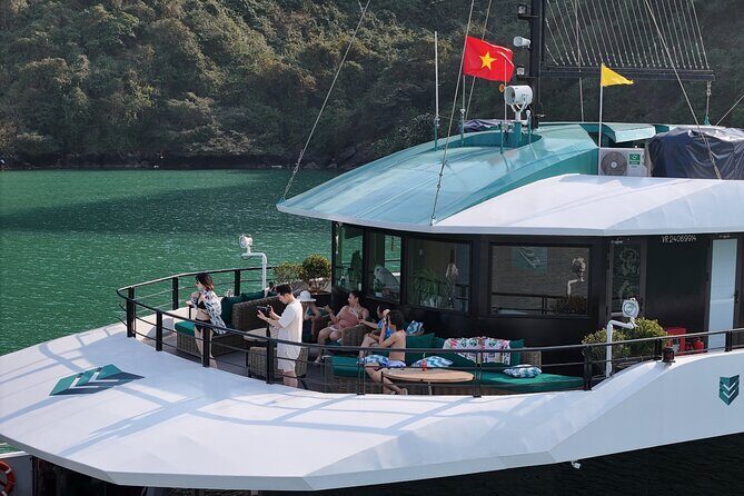 Catamaran Luxury Halong Bay and Lan Ha Bay by Expressway Hanoi - Key Points