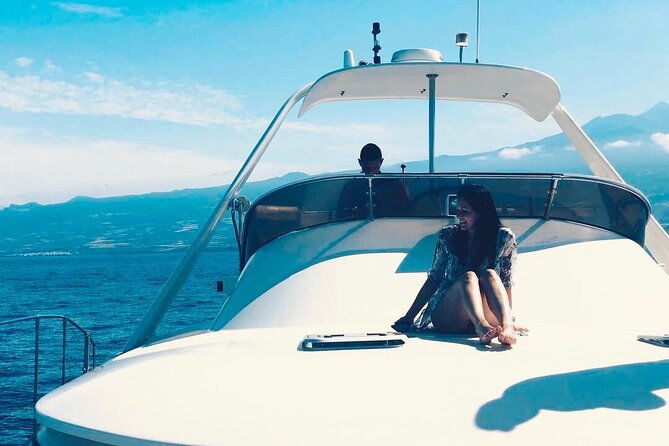 catamaran-ocean-cruise-tour-food-drinks-included-2