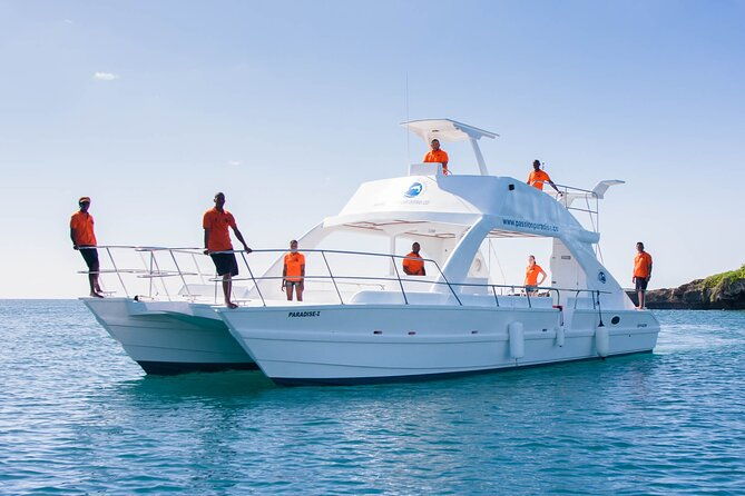 catamaran-party-boat-in-punta-cana-with-pick-up