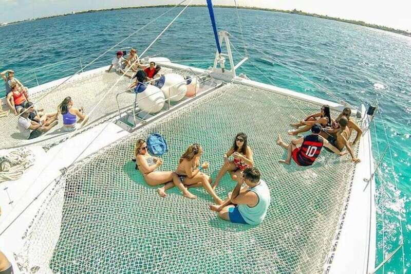 Catamaran party Isla Mujeres with drinks & lunch - An In-Depth Look at the Catamaran Party Experience
