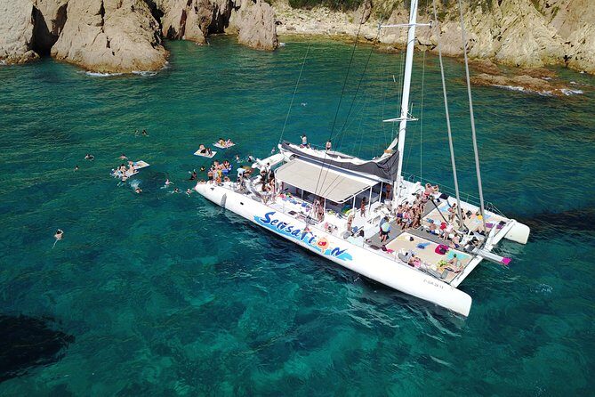 Catamaran ride -Costa Brava with barbecue and drinks. Familiar. - Is It Worth the Price?