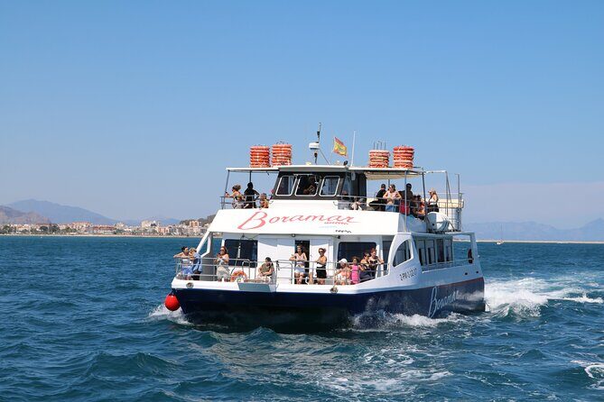 Catamaran ride with aperitif and white wine from Denia - Frequently Asked Questions