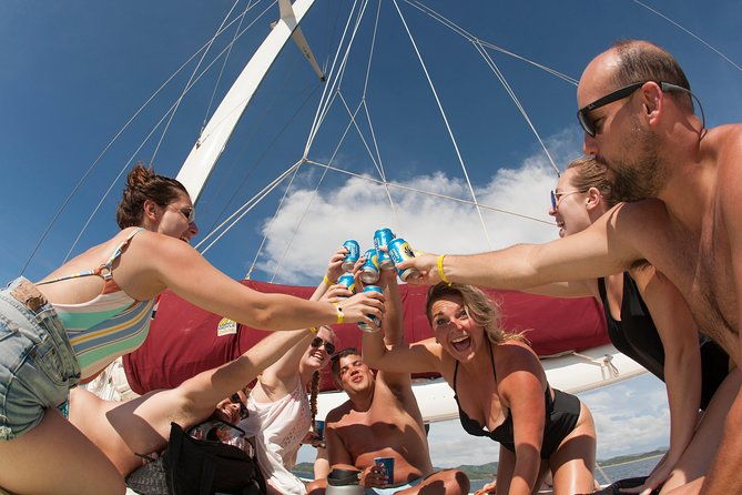 catamaran-sailing-snorkeling-from-playa-hermosa