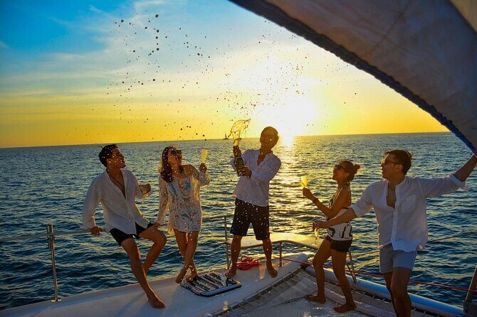 Catamaran Sunset Cruise in Phuket with Dinner at Promthep Cape - Analyzing the Value