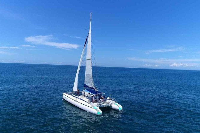 catamaran-sunset-cruise-tamarindo