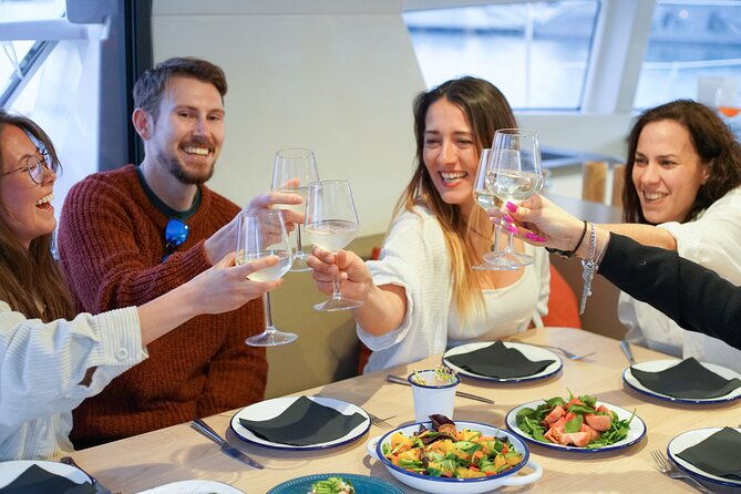 catamaran-sunset-with-drinkssnacks-small-group-w-optional-dinner-2