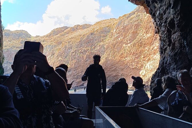 catamaran-trip-to-berlengas-island-visit-to-the-caves