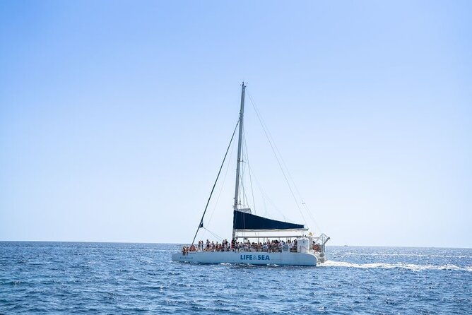 catamaran-with-bbq-in-the-bay-of-palma-2