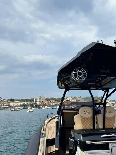 Catania, Acitrezza, Acireale: exclusive daily tour by RIB speedboat - Practical Details and Considerations