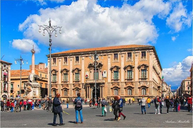 catania-cathedral-via-etnea-caltagirone