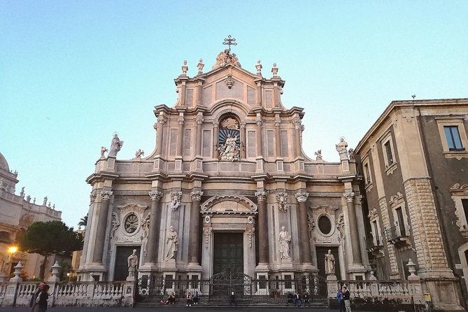 catania-cathedral-via-etnea-caltagirone