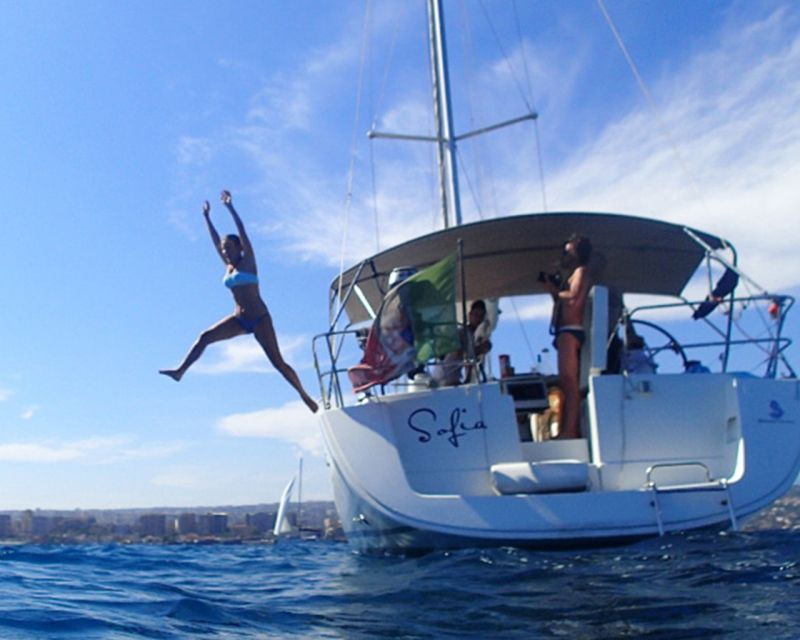 catania-coastline-sailing-trip-with-aperitif-and-prosecco