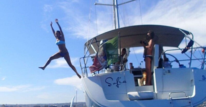 catania-coastline-sailing-trip-with-aperitif-and-prosecco