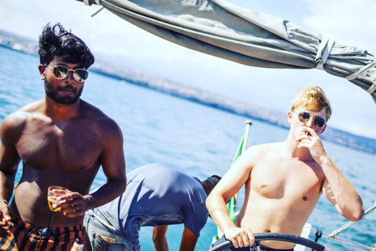 catania-coastline-sailing-trip-with-aperitif-and-prosecco