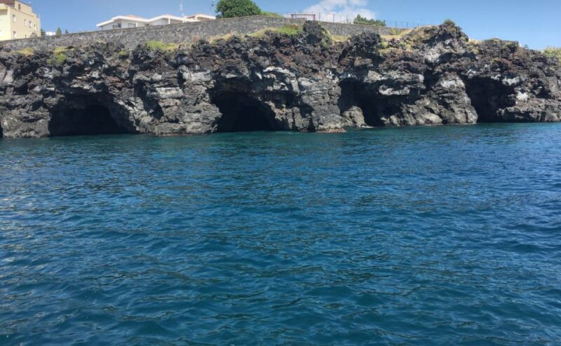 catania-cyclops-coast-cruise-with-appetizer-snorkeling