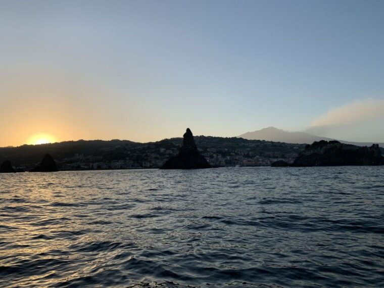 catania-cyclops-islands-timpa-nature-reserve-boat-tour-2