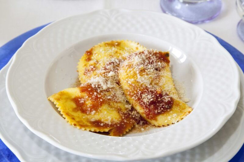 catania-dining-experience-at-a-locals-home