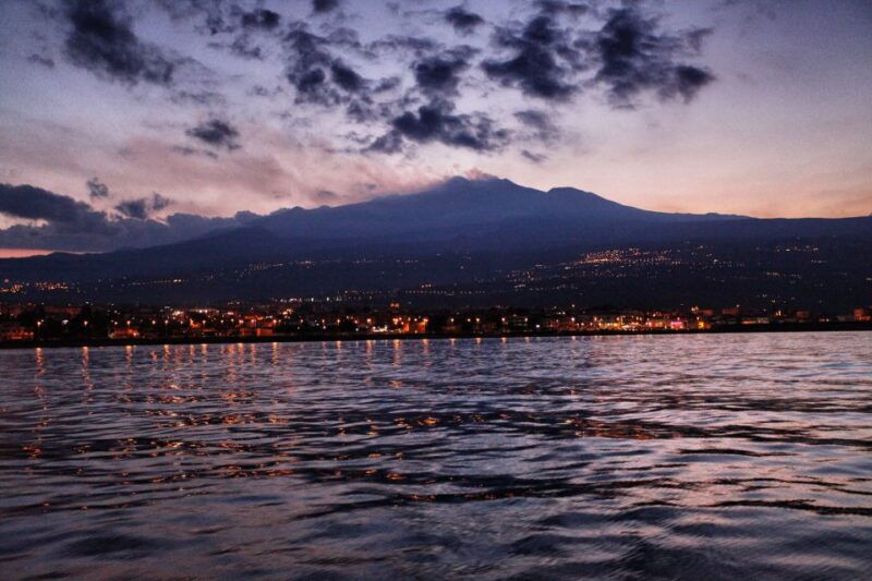 catania-full-day-boat-trip-to-acitrezza-with-lunch