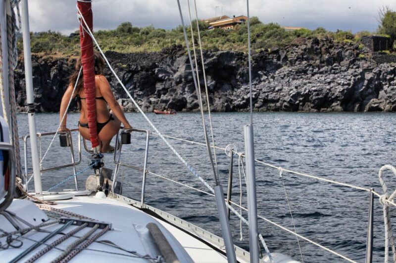 catania-full-day-boat-trip-to-acitrezza-with-lunch