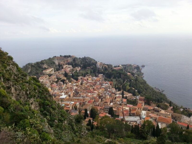 catania-gardens-taormina-and-castelmola-day-trip