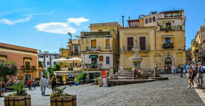 catania-gardens-taormina-and-castelmola-day-trip