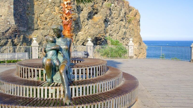 catania-hop-on-hop-off-bus-to-acicastello-and-acitrezza