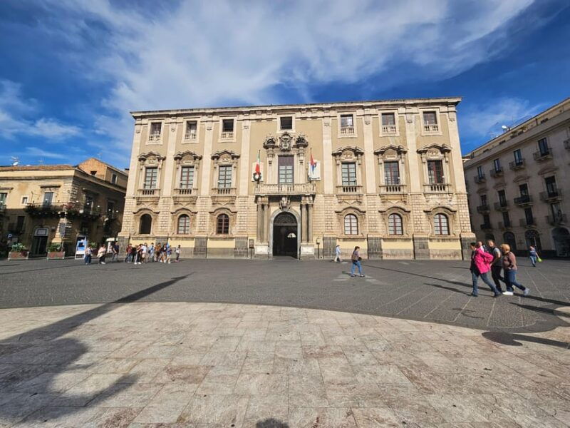 catania-market-street-food-departure-from-taormina