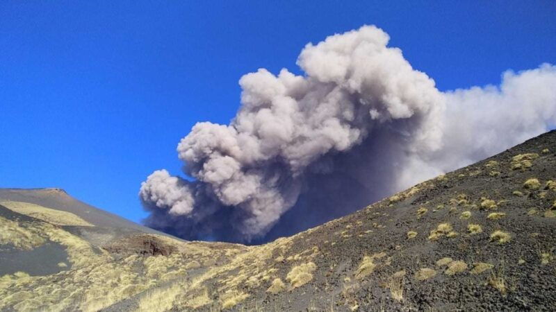 catania-mount-etna-volcano-and-alcantara-park-tour