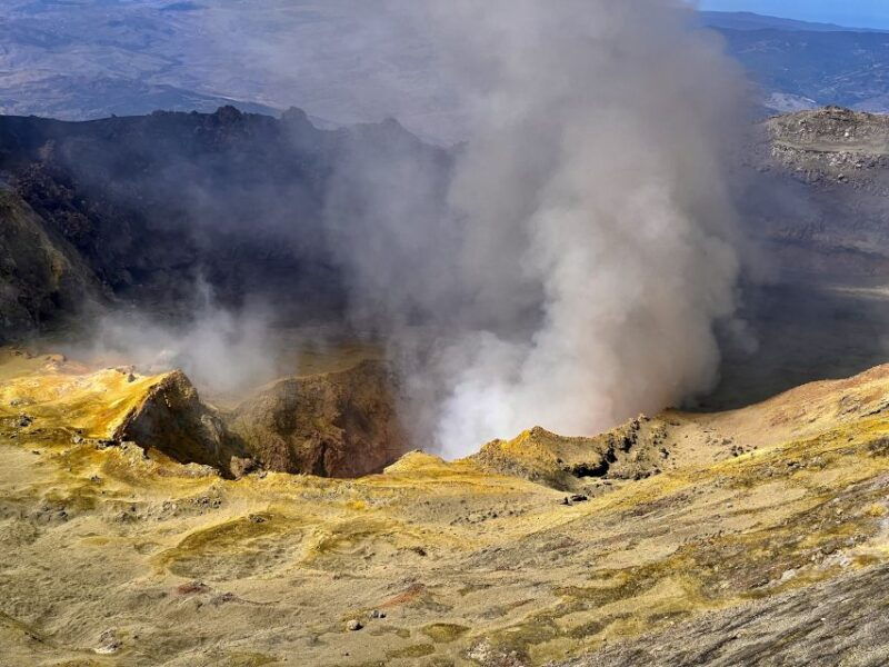 catania-mt-etna-summit-craters-guided-trek